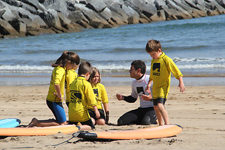 Experiencia surf en Deba (Gipuzkoa)
