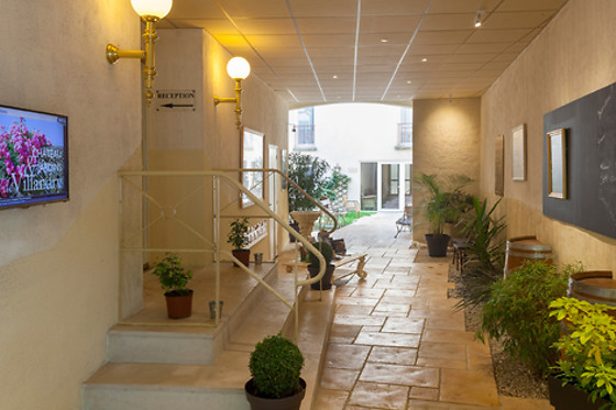 BRIT HOTEL CHINON - LE LION D'OR - photo 5