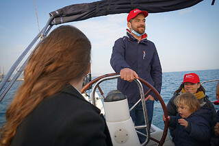 Un curso de iniciación a la vela de crucero para 1 en Alamar Sailing en Barcelona
