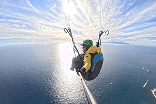 Un vuelo en parapente para 2 en Letsfly Paragligling en Adeje (Santa Cruz de Tenerife)
