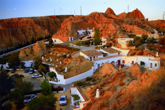 Dos noches con desayunos para 2 en Cuevas de Pedro Antonio en Guadix (Granada)