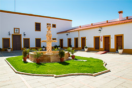 HOTEL BODEGA EL MORAL