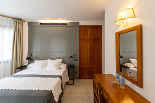 Dos noches con cena para 2 en Hotel Panadeiramar en Sanxexo (Pontevedra)