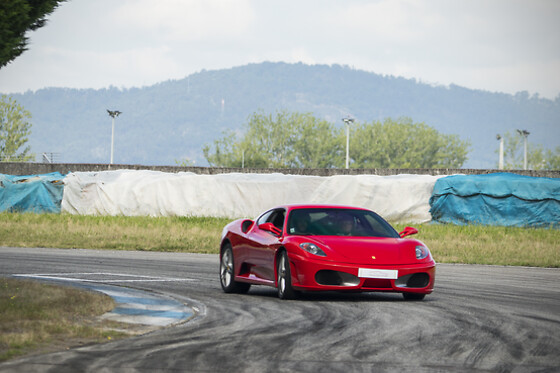 FERRARI RENT BRAGA - photo 13