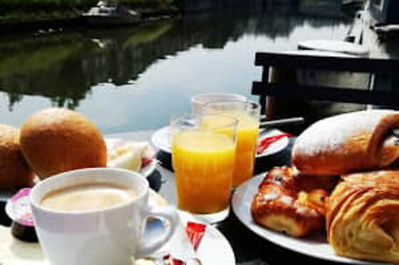 B3  (Bed & Breakfast Boat) - photo 5