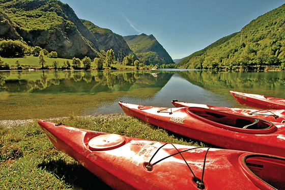 Alquiler de Kayak en Lagos de la Torrassa La Guingueta d'Aneu (Lleida)