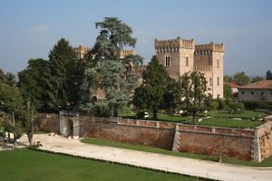 Relais Castello Bevilacqua - photo 2