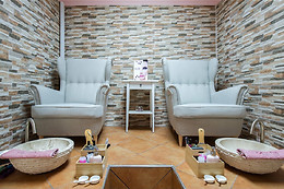 ESTRADA NAILS BEAUTY CENTER