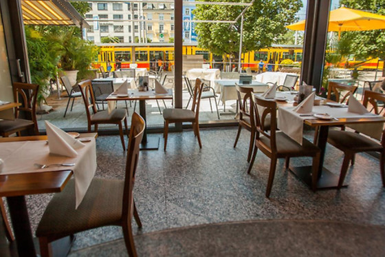 Hotel Schweizerhof Basel - photo 3