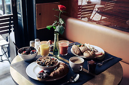 Moment by Hotel O