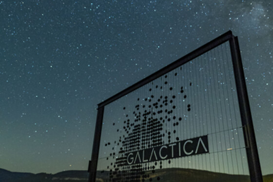 Dos entradas más observación nocturna para 2 en Galáctica en Arcos de las Salinas (Teruel)