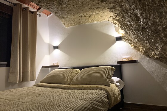 Dos noches con experiencia bienestar para 2 en Casa Cueva Luxury en Setenil de las Bodegas (Cádiz)