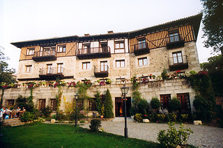 Dos noches con desayunos para 2 en Hotel Doña Teresa**** en La Alberca (Salamanca)