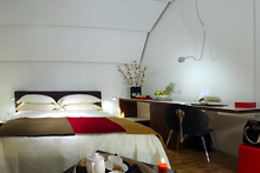 Black Hotel