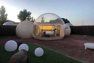 Una noche en burbuja con experiencia bienestar para 2 en Zielo Las Beatas en Villahermosa (Ciudad Real)