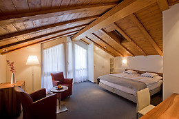 Hotel Allalin