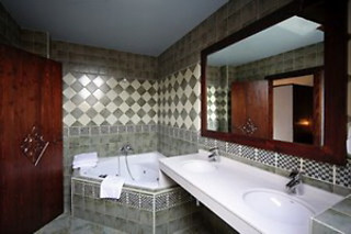 Villa de Plan Apartments & Suites*** en Plan (Huesca)
