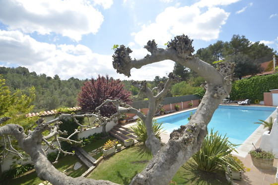 Dos noches con desayunos para 2 en Comarquinal Bioresort Penedès en Sant Quintí de Mediona (Barcelona)