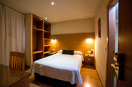 HOTEL SERRANO