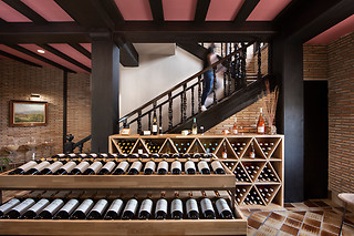Una visita a viñedo en ebike y cata de vinos en bodega para 2 en Bodegas Izadi en Villabuena de Álava (Álava)
