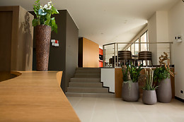 Red's Redaelli Hotel