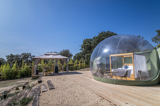Una noche en una burbuja con desayuno en sky Buble en El Toril Glamping Experience- Sky Buble en Velada (Toledo)