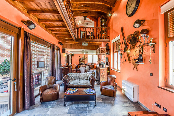 Dos noches en habitación tematizada para 2 en La casa del Trotamundos en Villamayor de Campos ( Zamora)
