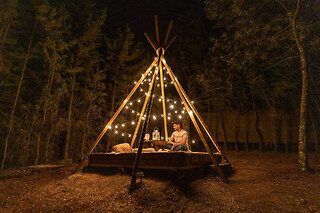 Dos noches con desayunos para 2 en Glamping The Teepee en Mombeltrán (Ávila)