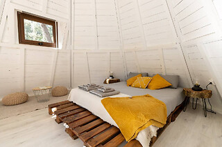 Dos noches con desayunos para 2 en Glamping The Teepee en Mombeltrán (Ávila)