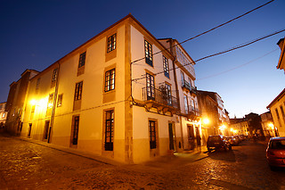 Dos noches con desayunos para 2 en Hotel Altair*** en Santiago de Compostela (A coruña)