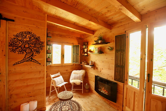 Una noche en Tree House con desayuno para 2 en Nature Tree House en Blanes (Girona)