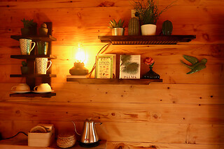 Una noche en Tree House con desayuno para 2 en Nature Tree House en Blanes (Girona)