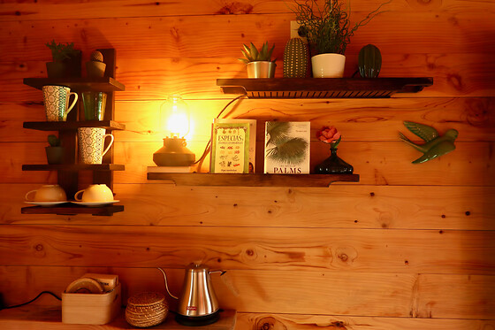 Una noche en Tree House con desayuno para 2 en Nature Tree House en Blanes (Girona)