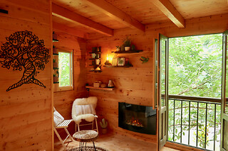 Una noche en Tree House con desayuno para 2 en Nature Tree House en Blanes (Girona)