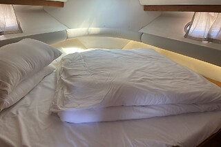 Una noche hasta 4 personas en Cuchiboat en Chinchón (Madrid)