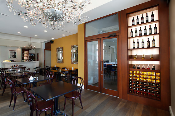 Hotel Carol - photo 4