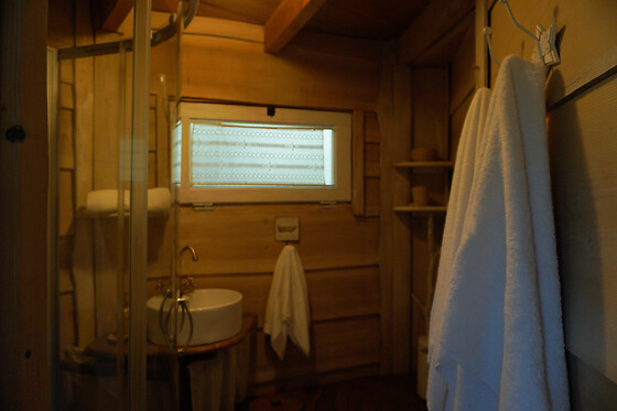 Dos noches en cabaña para 2 en La Cabaña del árbol del Vilaró en Vidrá (Girona)