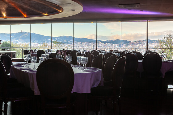 Un menú degustación para 2 en El Xalet de Montjuic en Barcelona
