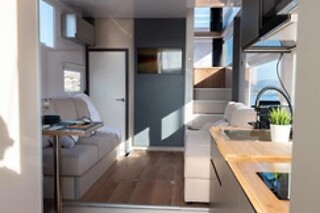 Una noche en una casa flotante para 2  en Casa Flotante Sanxenxo en Sanxenxo (Pontevedra)