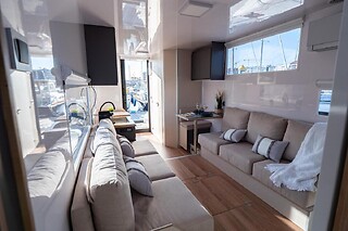 Una noche en una casa flotante para 2  en Casa Flotante Sanxenxo en Sanxenxo (Pontevedra)
