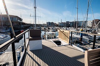 Una noche en una casa flotante para 2  en Casa Flotante Sanxenxo en Sanxenxo (Pontevedra)