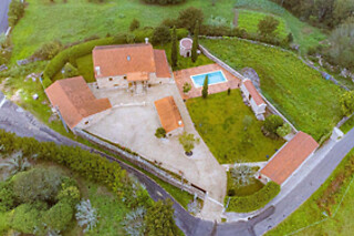 Dos noches con cena y experiencia bienestar para 2 en Casa Rural Laxido en Rianxo (A Coruña)