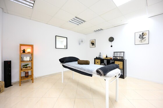 Un tratamiento de Harmony Piedras calientes para 1 en Harmony Sanctuary en Fuengirola (Málaga)