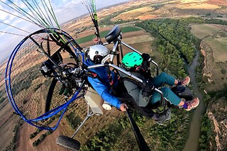 Un vuelo en paramotor para 1 en Air Parapente en Madrid