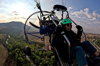 Un vuelo en paramotor para 1 en Air Parapente en Madrid