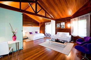 Una noche en bungalow suite con cena para 2 en Complejo la Cigüeña en Arganda del Rey (Madrid)