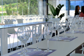 Una visita guiada con degustación para 2 en Bodegas Martín Códax en Vilariño (Pontevedra)