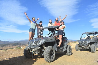 Una ruta en buggy safari para 1 o 2 personas en Rangers Safari Tours en Las Lagunas de Mijas (Málaga)
