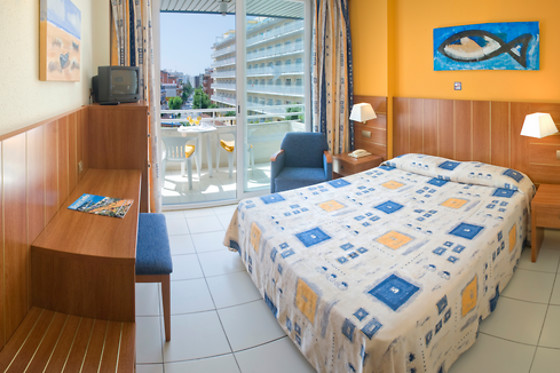 Dos noches con desayunos para 2 en Hotel GHT Aquarium & Spa**** en Lloret de Mar (Girona)