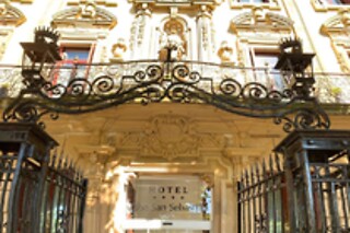 Una noche con desayuno para 2 en Abba San Sebastián**** en San Sebastián (Gipuzkoa)